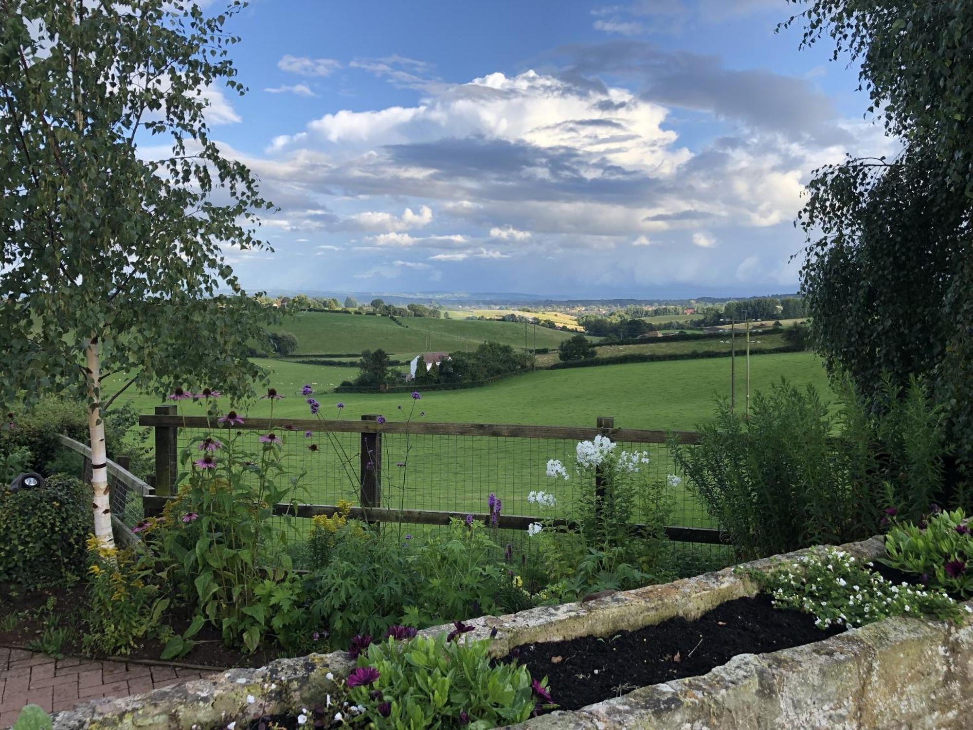 Betula Views Studio Newent ภายนอก รูปภาพ