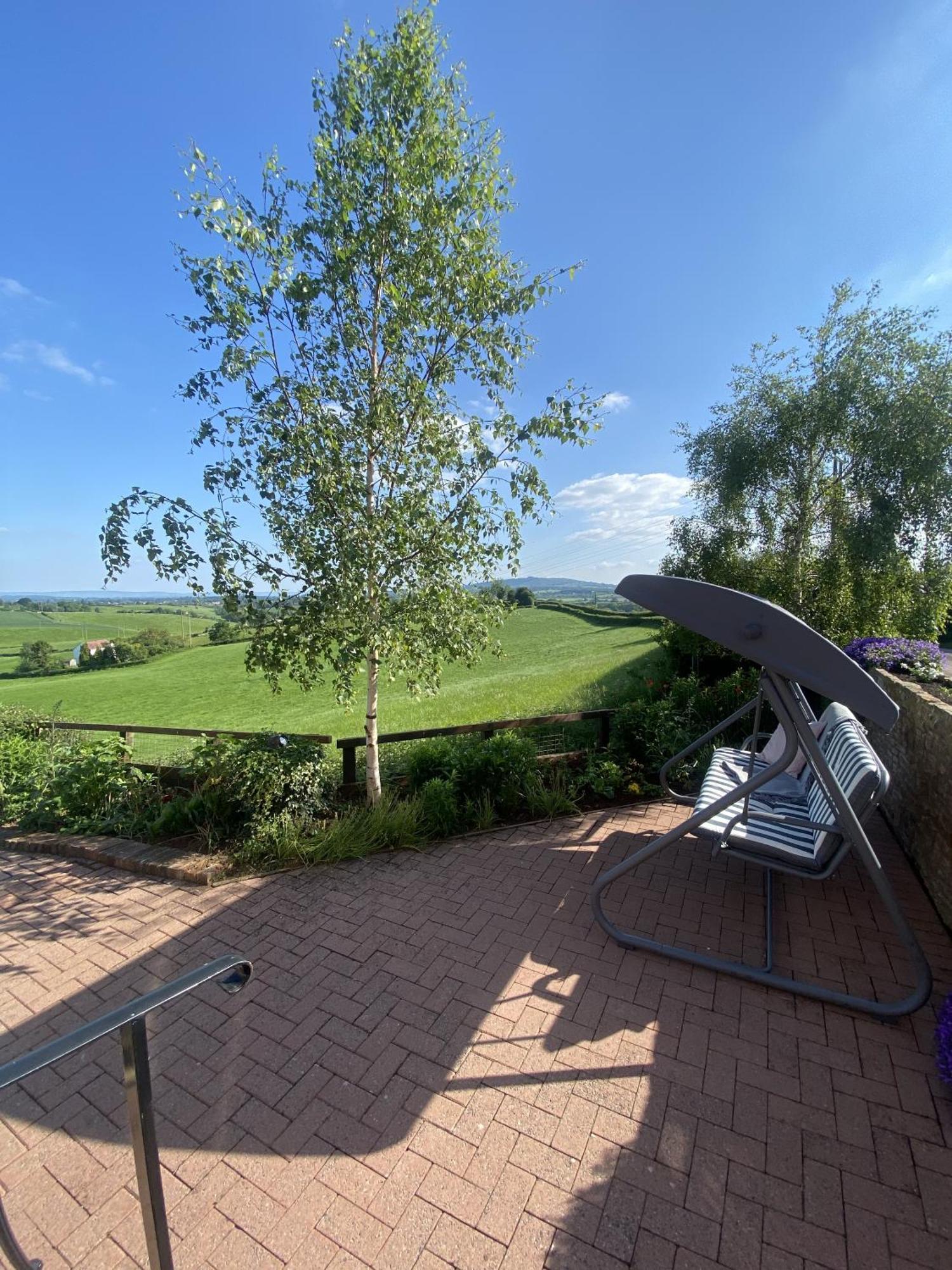 Betula Views Studio Newent ภายนอก รูปภาพ